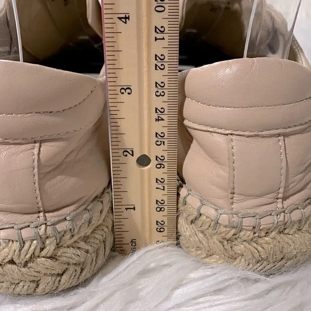 Kendall & Kylie size kendal